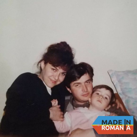 Meet your Posher, Mia - Picture 1 of 1